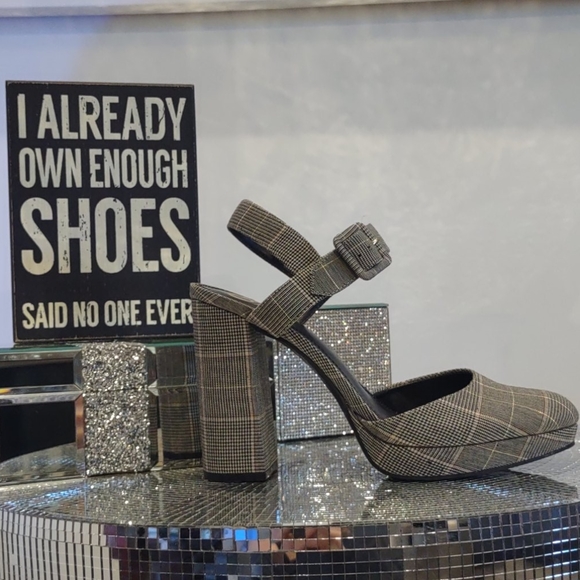 Gianni Bini Gray Tweed Plaid Ankle Strap Platform Mary Jane Womens Shoes NEW HOT